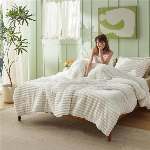 Fluffy Comforter Set Queen - Super Soft Faux Fur Bed Set Cream White, All Season - Picture 6 of 7
